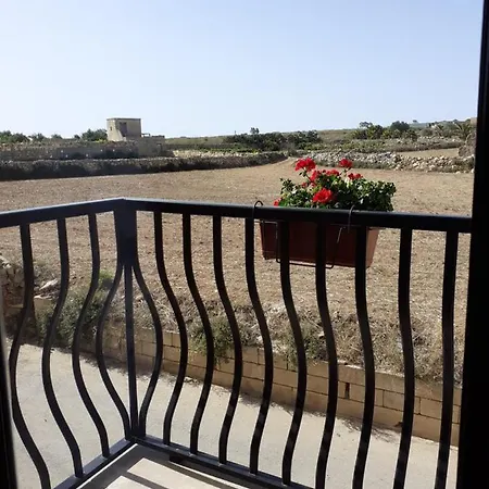 Trigoria בית אירוח