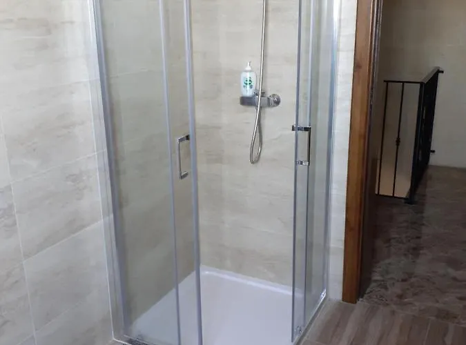 Trigoria ホームステイ サーナ